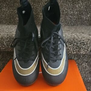 Nike Hyperdiamond 4 Keystone in Pure Platinum and Iron Grey